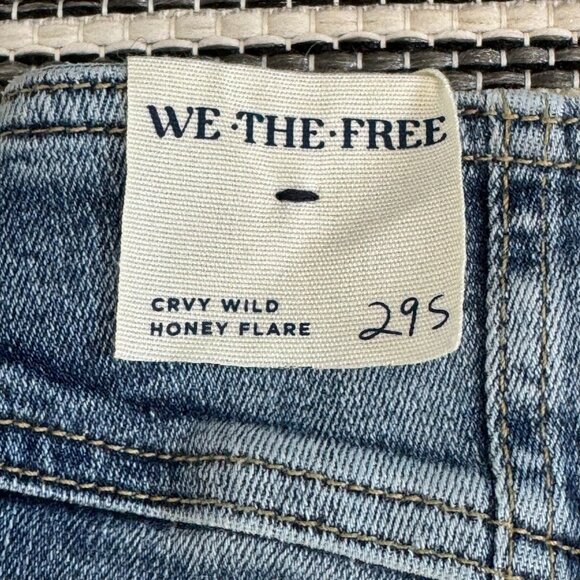 Free People We The Free Curvy Wild Honey Flare Stretch Denim Jeans Blue Sz 29S - Picture 9 of 16